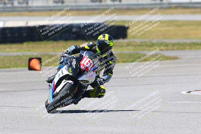 media/Apr-23-2022-Fastrack Riders (Sat) [[cb2d6ae73d]]/LEVEL 4/1PM TURN 6 OUTSIDE/